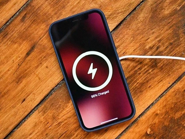 綦江苹果手机维修分享iPhone 12可以随便充电吗 